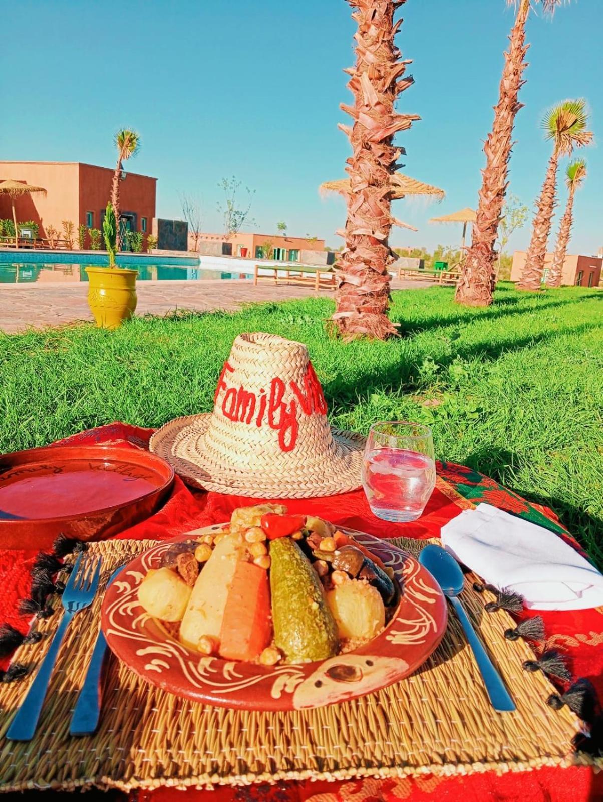 Family Village Marrakech مراكش المظهر الخارجي الصورة